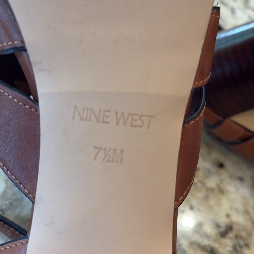 Nine West brown leather platform heels shoes Size 7.5 - Picture 9 of 14